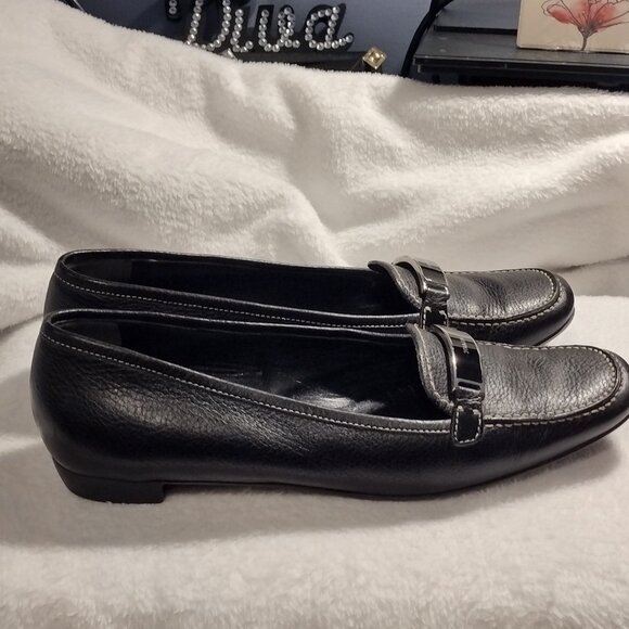 Vintage Prada Women Black loafers with white stitching  (US 9) - Picture 2 of 6